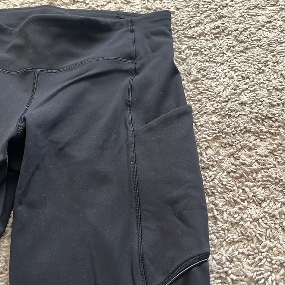 Lululemon Mid-Rise Pant with pockets 28” - Picture 3 of 7